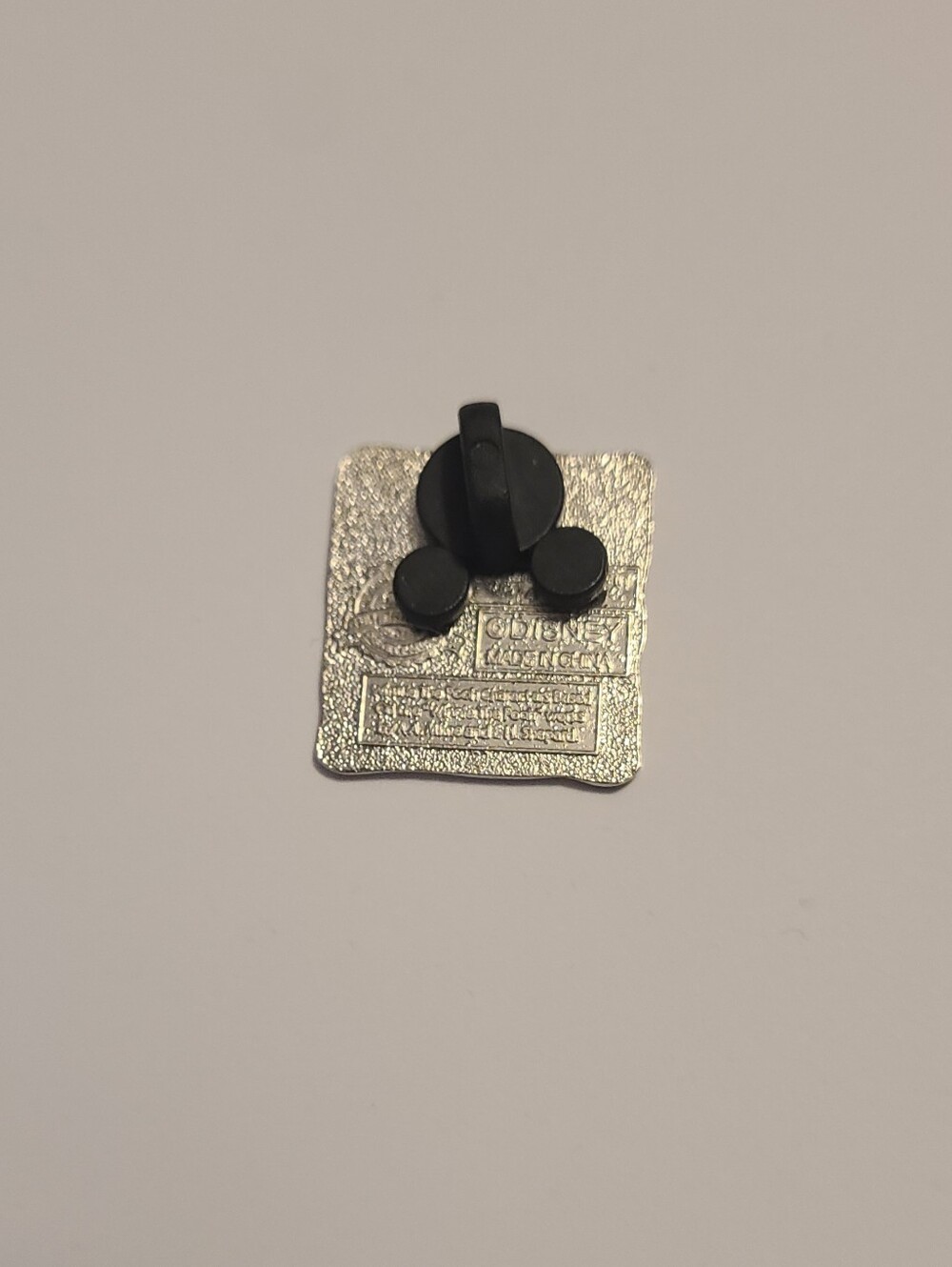 Disney Piglet Pin - Picture 2 of 4